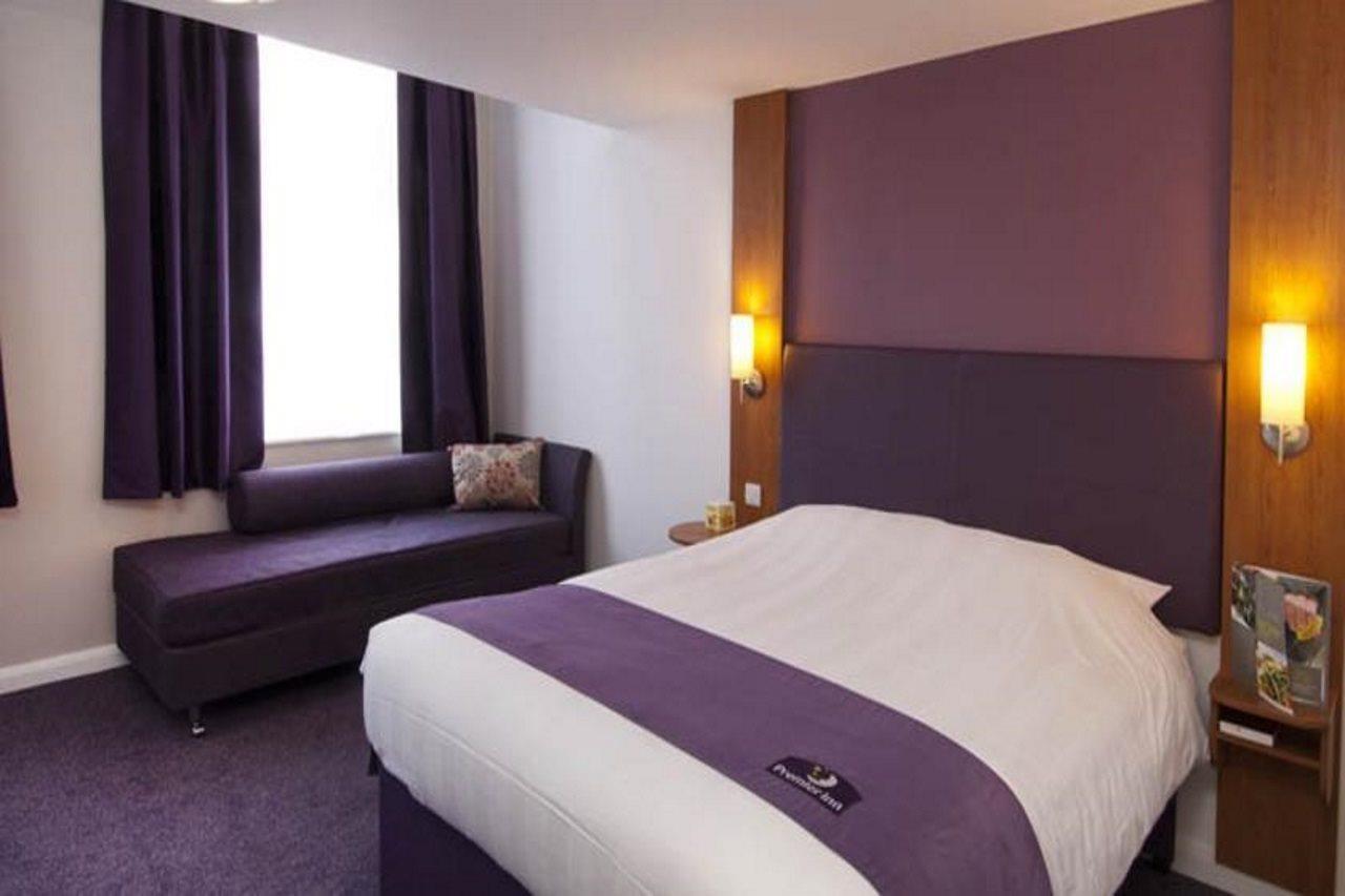 Premier Inn Premier Inn Silverstone Syresham Exterior foto